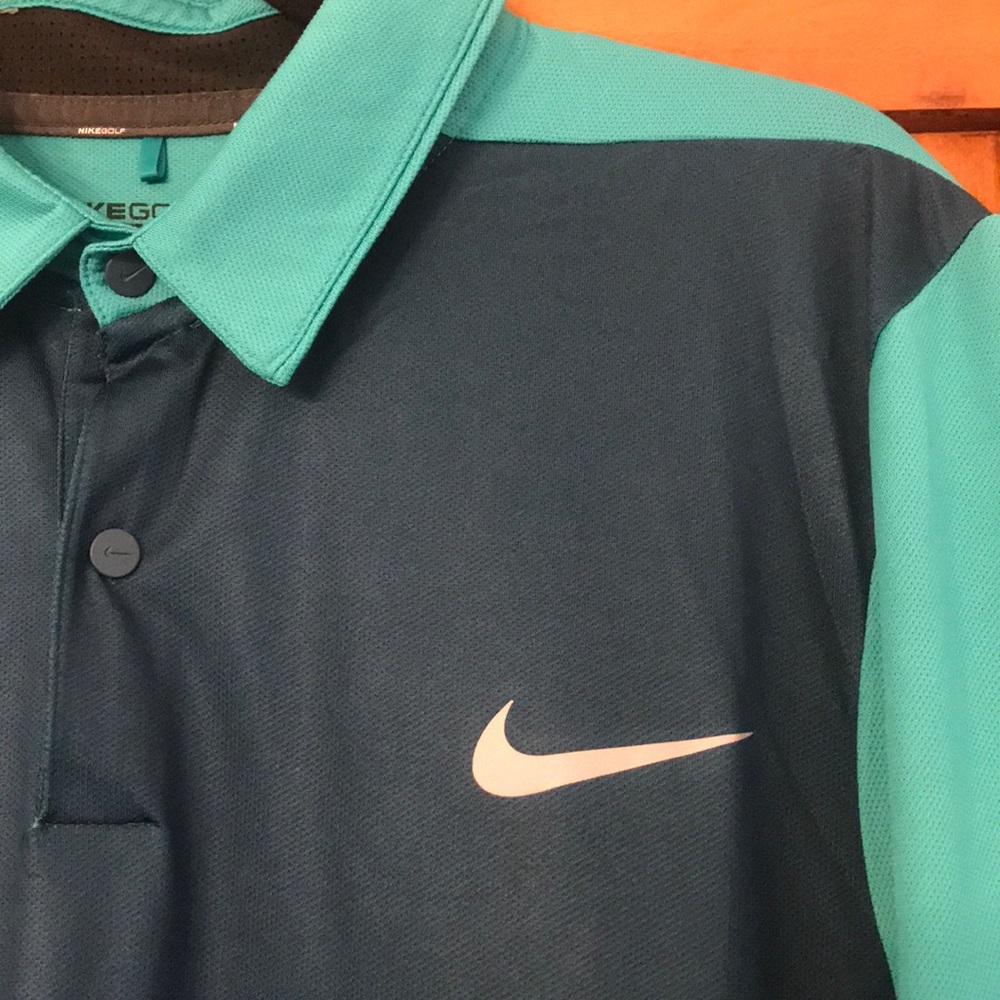 NEW Nike Golf Polo Shirt - Picture 2 of 4